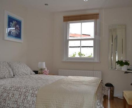 69Thegrove Bed & Breakfast London Ngoại thất bức ảnh